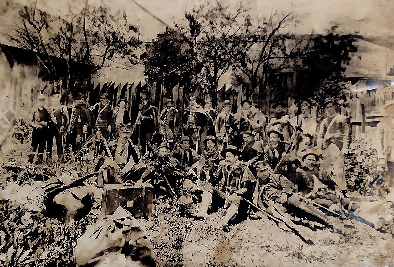 Gal. Fco Paula Argolo em Expedição Militar, Lapa, Revolução Federalista / Degola – Fotografia Albúmen Original de 1893
