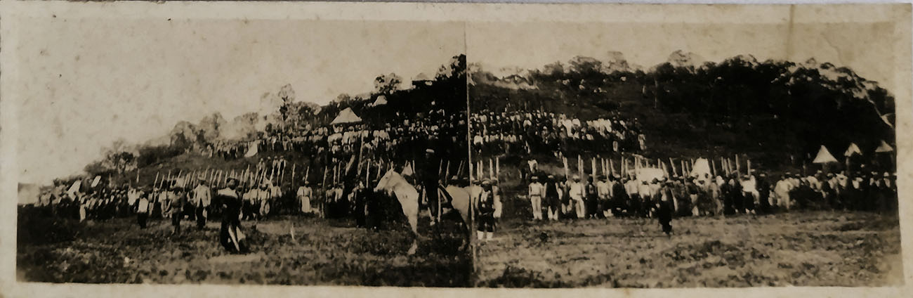 Gumercindo Saraiva à Frente das Forças Sitiantes à Lapa – Revolução Federalista / Degola, 1894. Fotografia Antiga