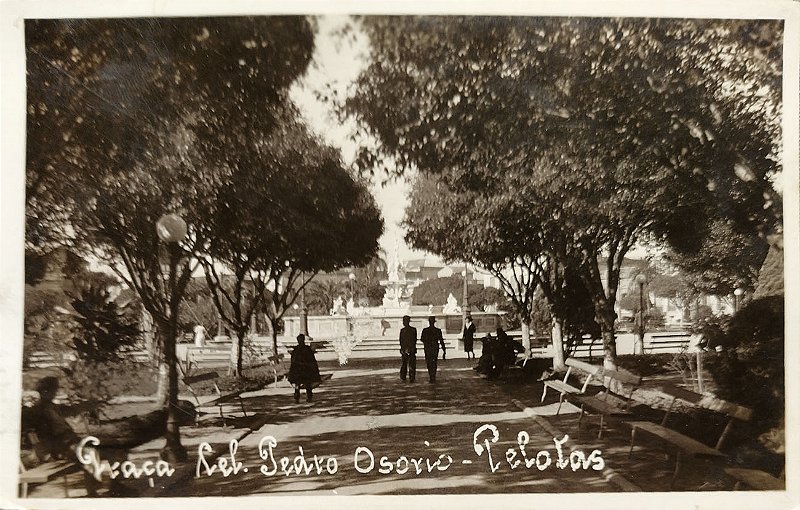Pelotas, RS - Praça Cel. Pedro Osorio -  Cartão Postal Antigo Original, Circulado
