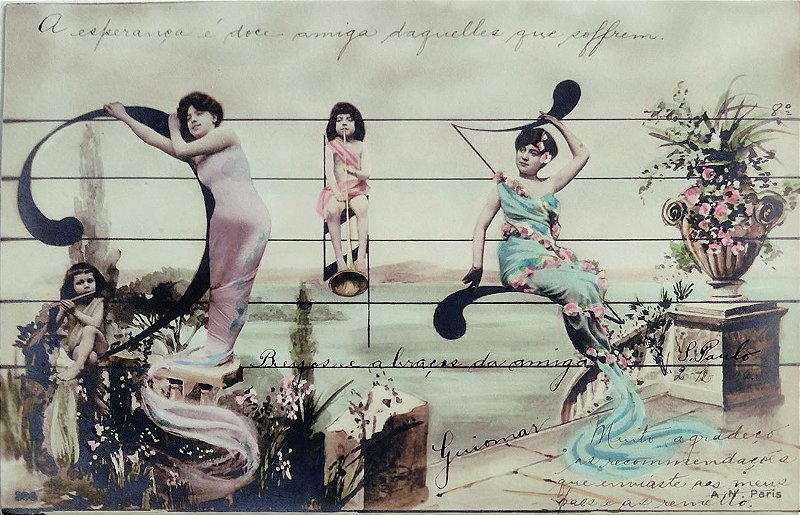 Partitura Musical com Mulheres Dando Suporte às Notas - Cartão Postal Antigo Original de 1907