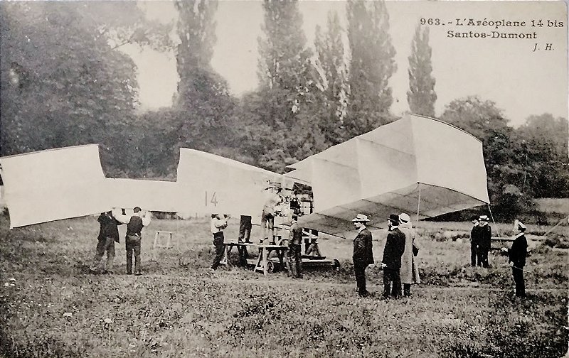 Santos Dumont - Aparelhamento do Aeroplano 14-Bis - Cartão Postal Antigo Original