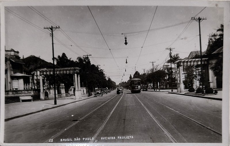 São Paulo - Av. Paulista, Bonde em Frente ao Trianon - Cartão Postal Antigo Original - Não Circulado
