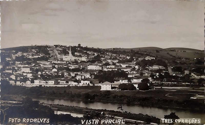 Tres Corações - MG, Vista Parcial - Cartão Postal Antigo Original, Não Circulado