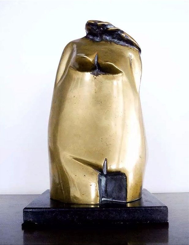 Beth Turkieniez - Escultura Em Bronze Figurativo Feminino