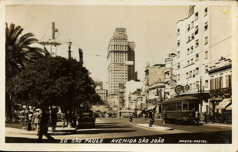 São Paulo, Cartão Postal Antigo com Bonde e Carros na Av. São João