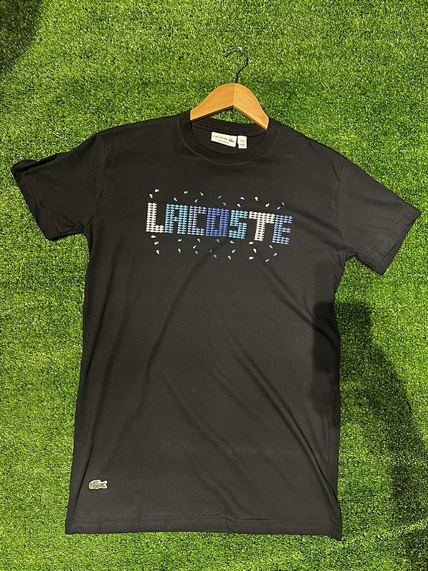 Camiseta Lacoste Preta com Letreiro - Rabello Store - Tênis, Vestuários,  Lifestyle e muito mais