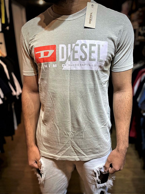 Camiseta Diesel 'Denim' Logo Cinza - Rabello Store - Tênis, Vestuários,  Lifestyle e muito mais