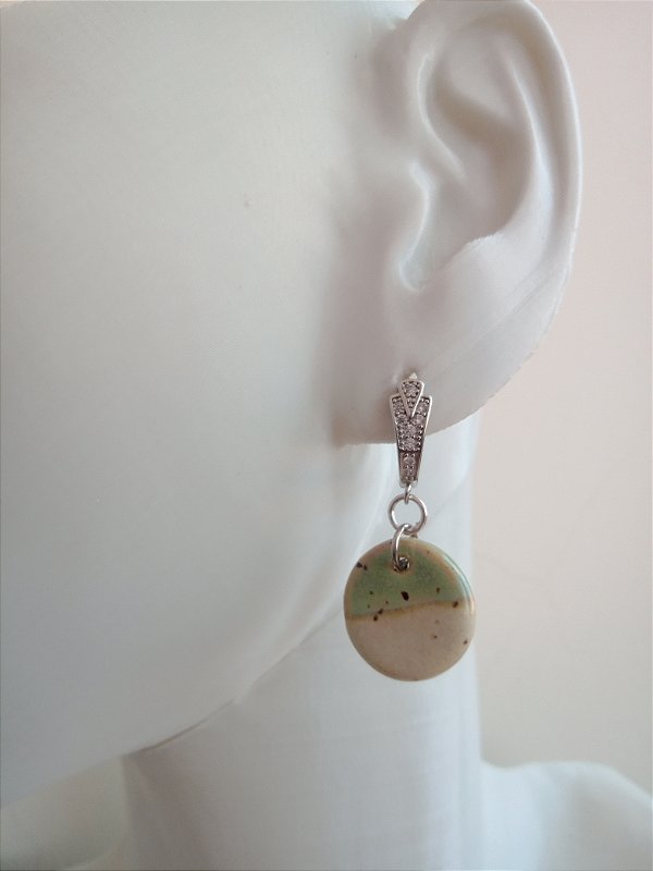 BRINCO CERÂMICA BASE EM PRATA 925