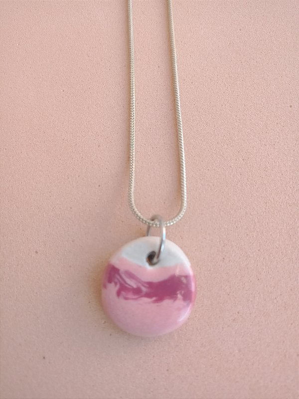 Colar em Prata 925 e pingente em cerâmica