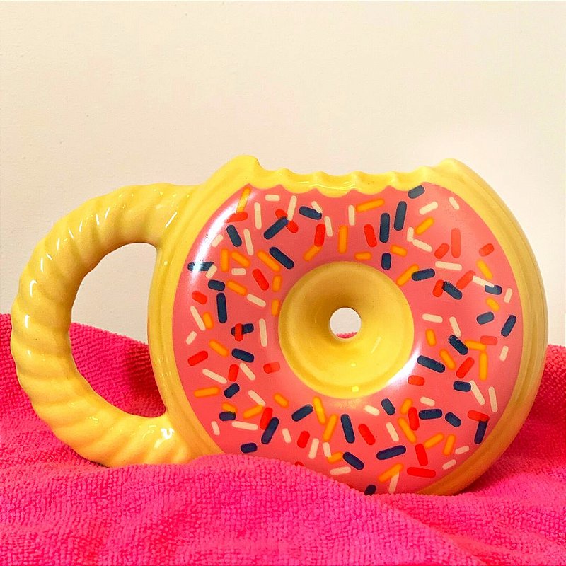 Caneca estilo donut/Cup Cake #caneca #xicara #doce #rosa #dourado