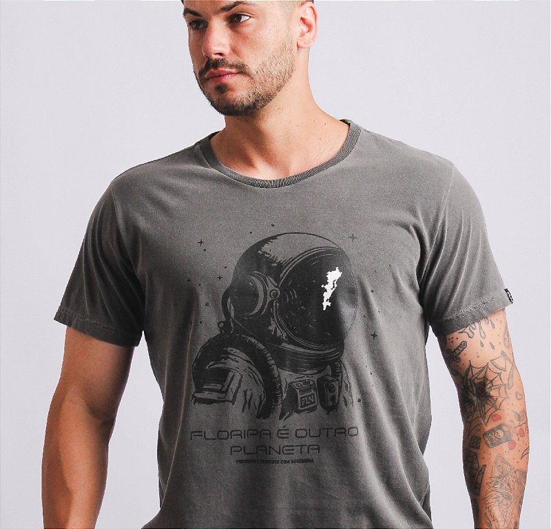 Camiseta Floripa é outro Planeta Cinza