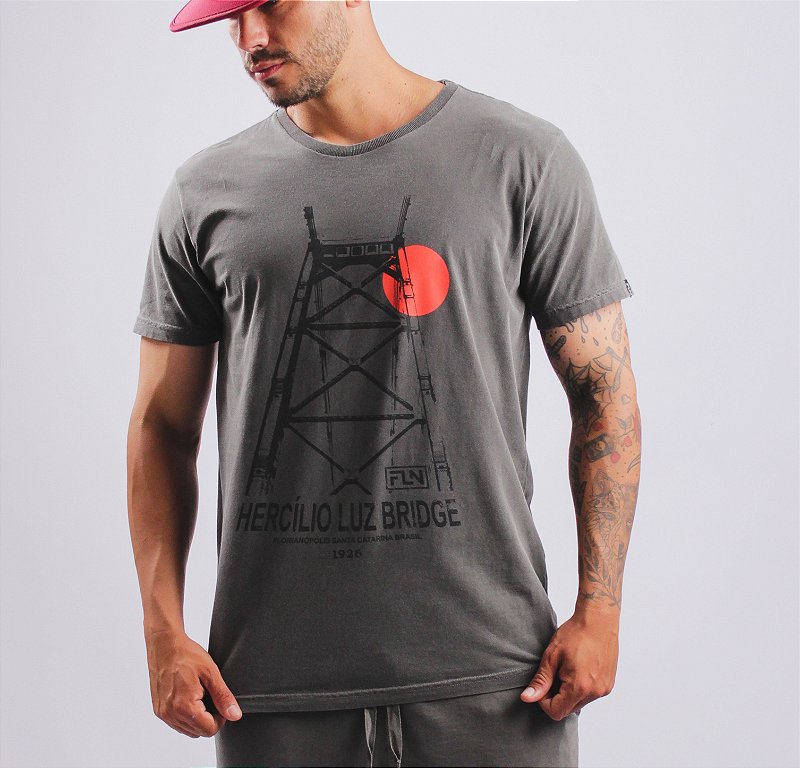 Camiseta Ponte Hercílio Luz Grafite