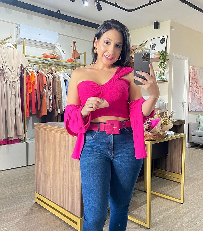 Cropped Larissa