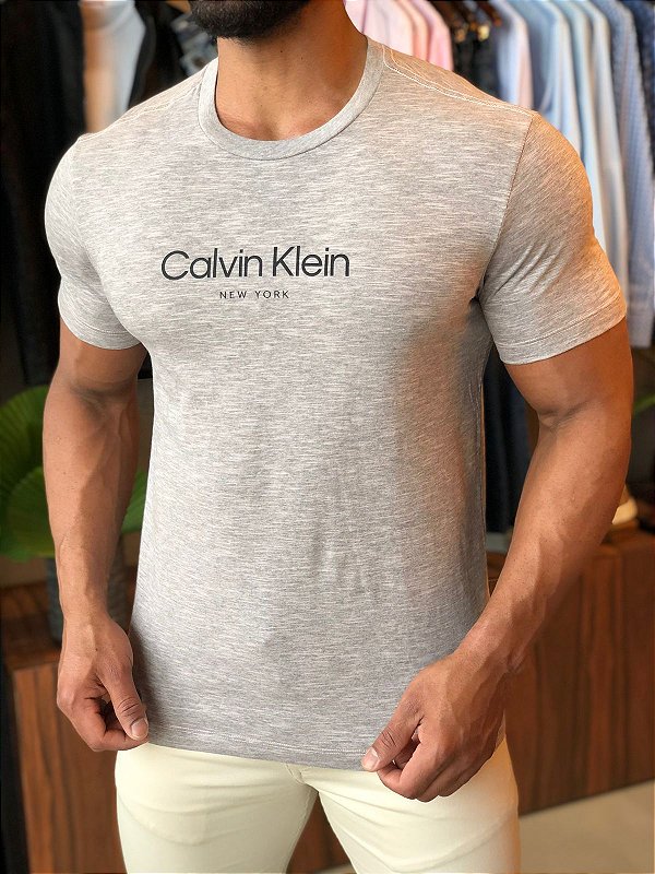 camiseta calvin klein rosa