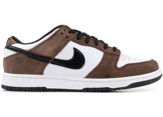 NIKE SB DUNK LOW WHITE BLACK TRAIL END BROWN Ouro Preto Shoes