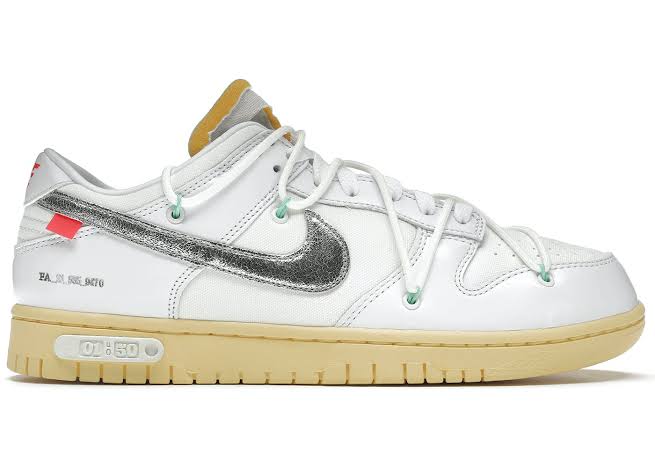 Nike off sales white dunk low