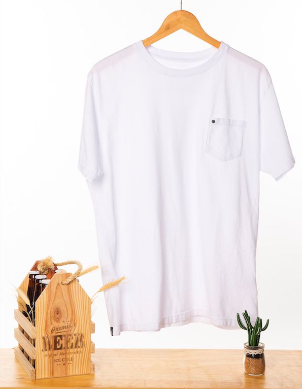 Camiseta Hop.oh com bolso - Branca