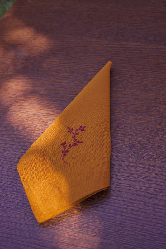 Guardanapo Bordado Folha