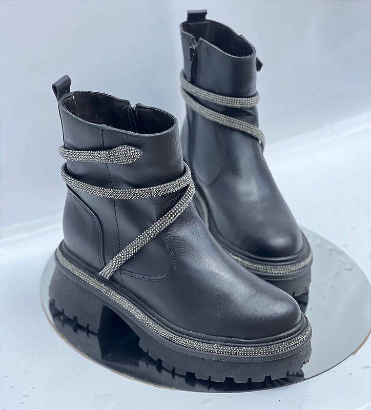Bota Bright Couro Legítimo Preta Com Brilho