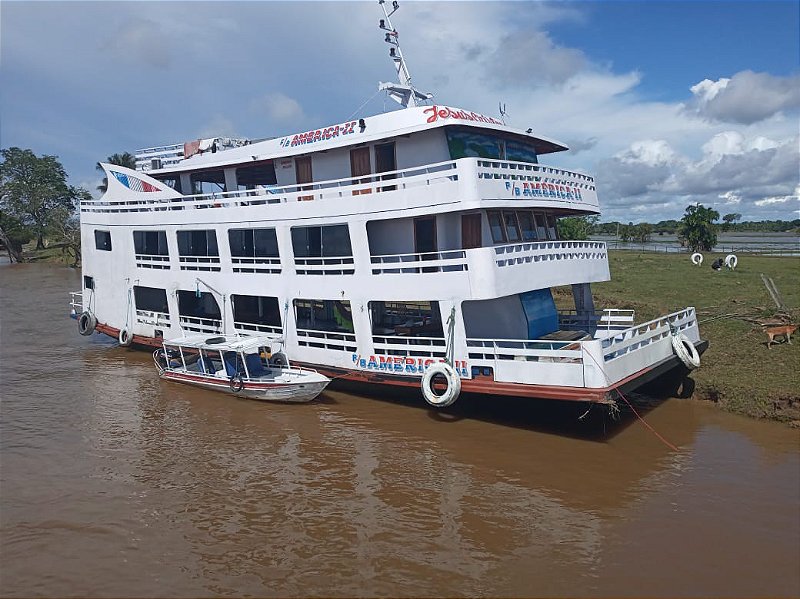 Ferry Boat America (198 passageiros) - Aluguel de Lanchas, Barcos e iates  em Manaus 92 996097629
