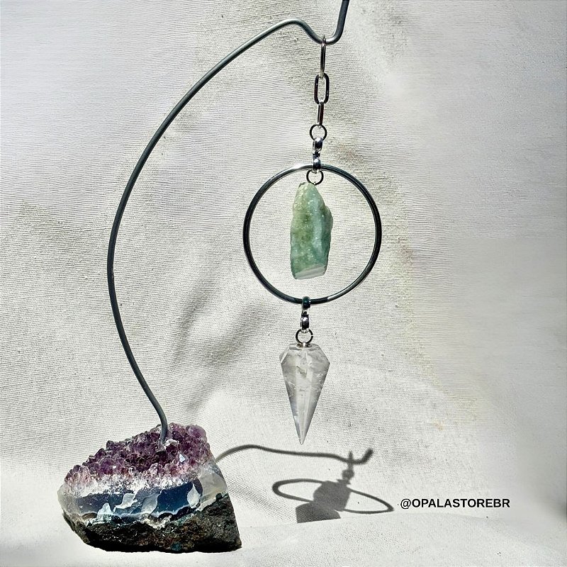 Pendente de Mesa de Água-marinha com Base de Drusa de Ametista, cristais naturais e estrutura de alumínio prateado — Opala Store