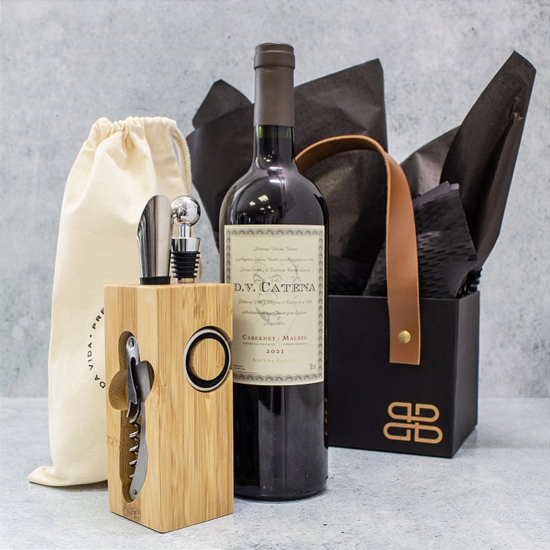 Cesta Vinho e acessorios gourmet - Becca Gifts - Presente nos melhores ...