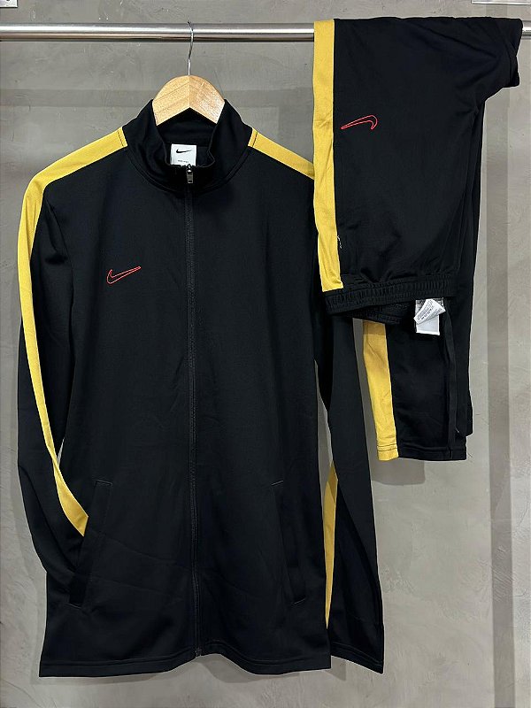 CONJUNTO NIKE DRI FIT 2023 PRETO/DOURADO - JNoriginalshop