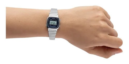 Orologio Casio Vintage Mini LA670WA-2DF - Quadrante Blu, Stile Retrò, Piccolo E Leggero, Con Timer E Allarme