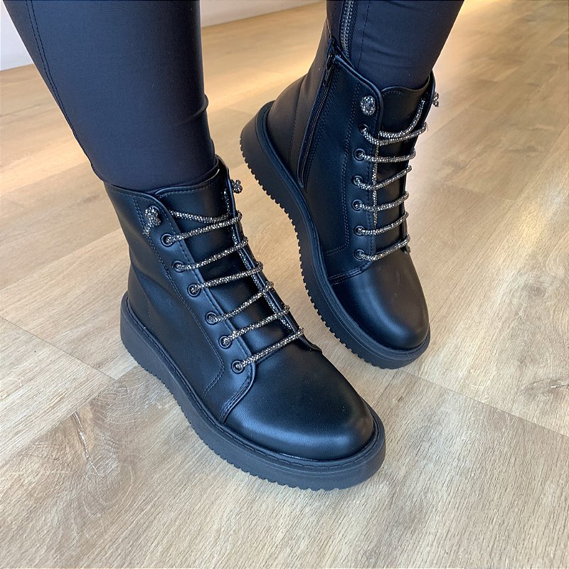 Coturno Moleca Preto Cadarço de Brilho 5339110 VESTFEMME