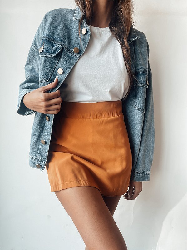 Short hotsell saia mostarda