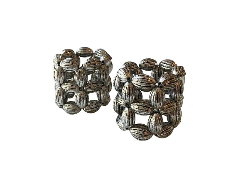 Conjunto com 6 porta-guardanapos de resina prata envelhecida