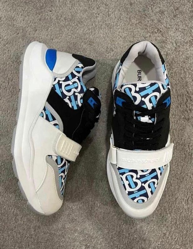 Tenis Burberry azul/branco