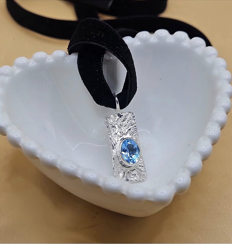 Pingente luz pedra topázio azul