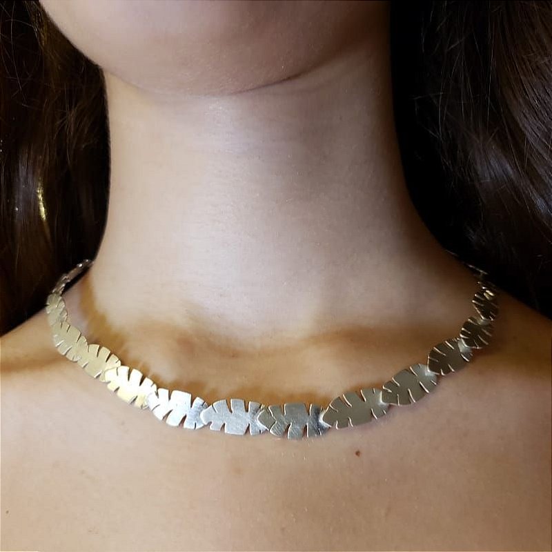 Colar gargantilha folha de Bananeira