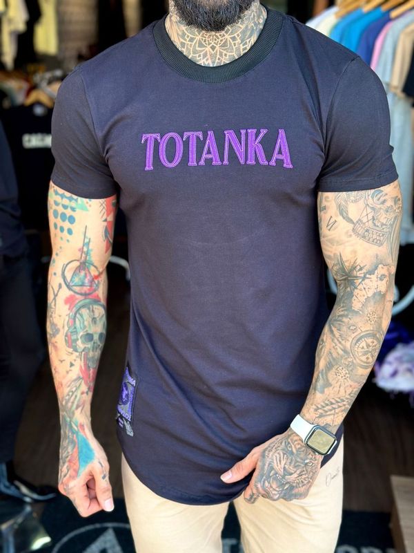 Camiseta Longline Masculina Preta Totanka - KFW STORE