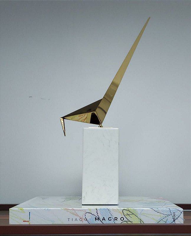 Escultura Origami Alta