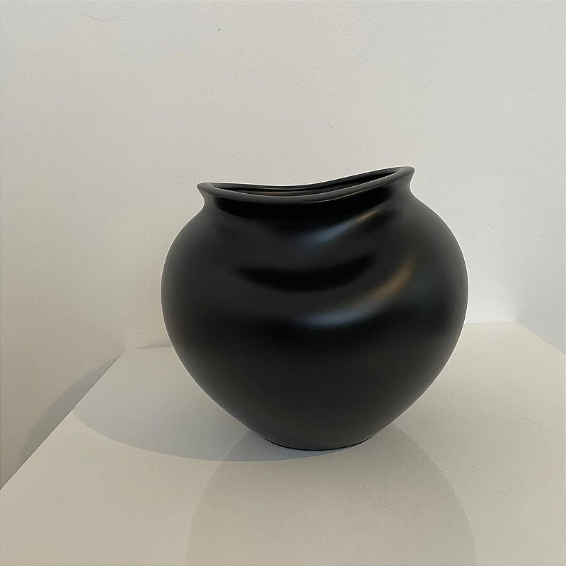 Vaso Orgânico em Cerâmica - Cor Preto