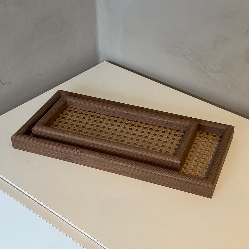 Bandeja Madeira Nogueira com Palha