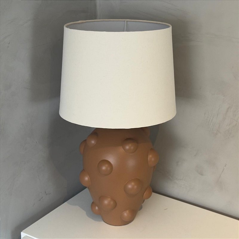 Abajur de Bolinhas | Caramelo