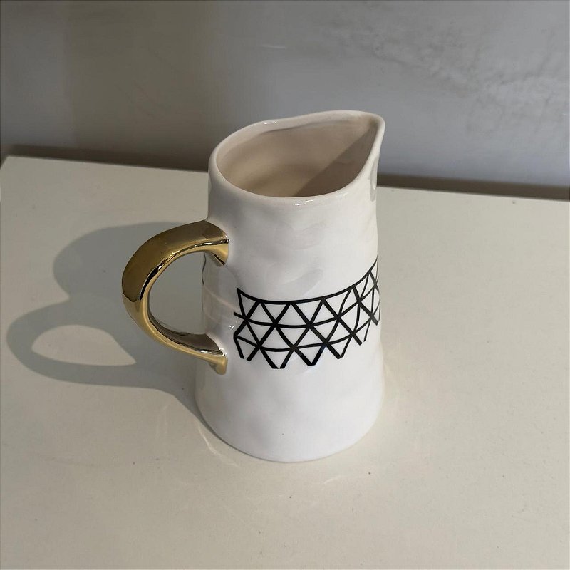 Leiteira Porcelana Oslo Dourada