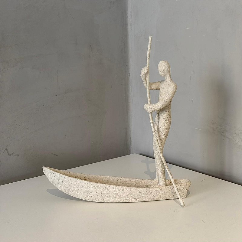 Escultura Remador em Resina
