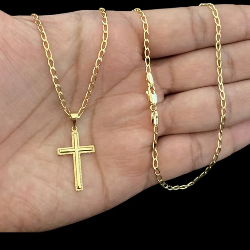 Corrente Grumet Longa com Marcação 18k + Pingente Cruz Banhados a ouro18k