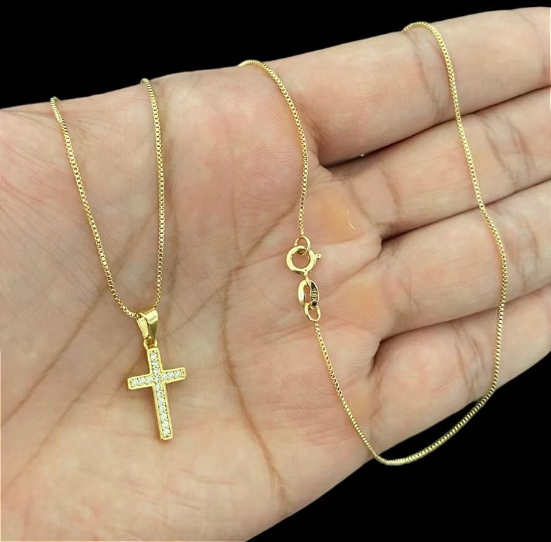 Corrente Veneziana  com Pingente Cruz Ice Cravejado Banhado a Ouro 18k