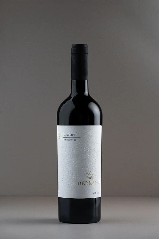 Vinho Berkano Merlot Clássico Tinto Seco | Cainelli Bebidas - Cainelli ...
