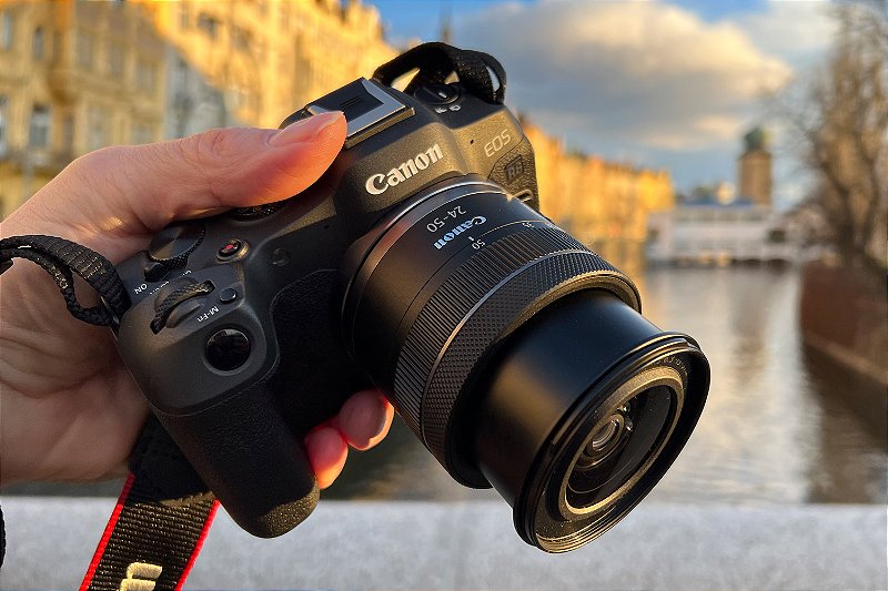 Canon EOS R8 Mirrorless RF 24-50mm - Compact Câmeras - Compact