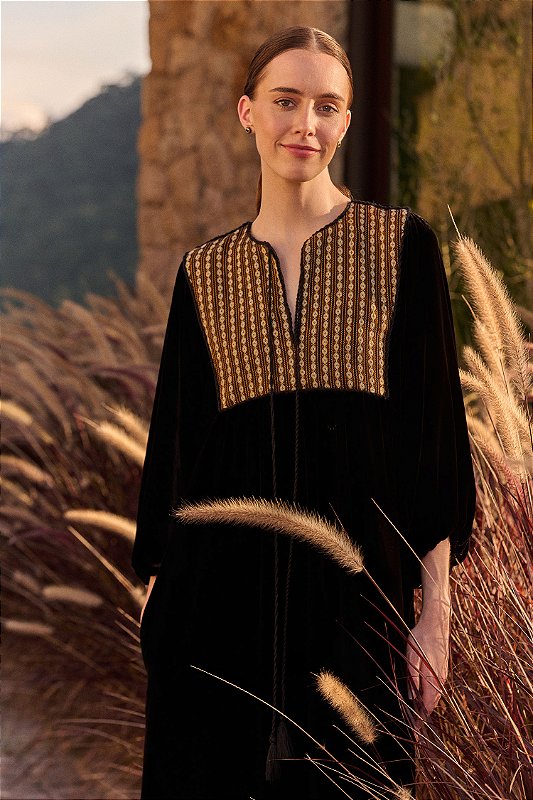 BATA CORA VELUDO PRETA