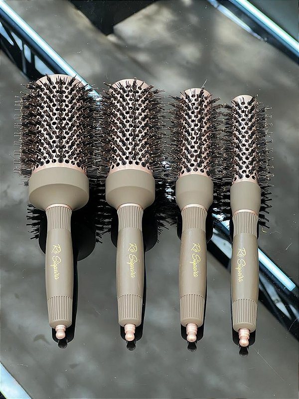 KIT COM 4 ESCOVAS VAZADAS TÉRMICAS RÔ SIQUEIRA