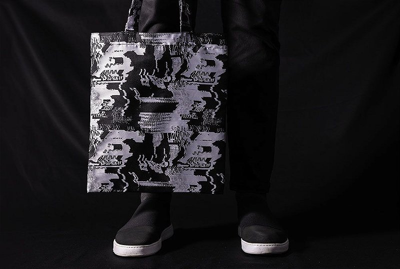 02. Sacola em tecido jacquard