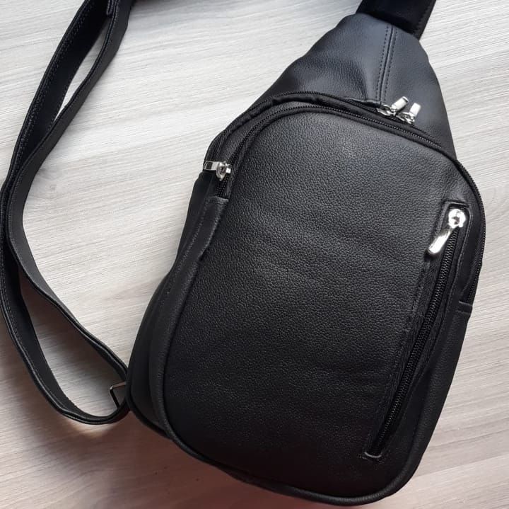 black quilted sling bolsa