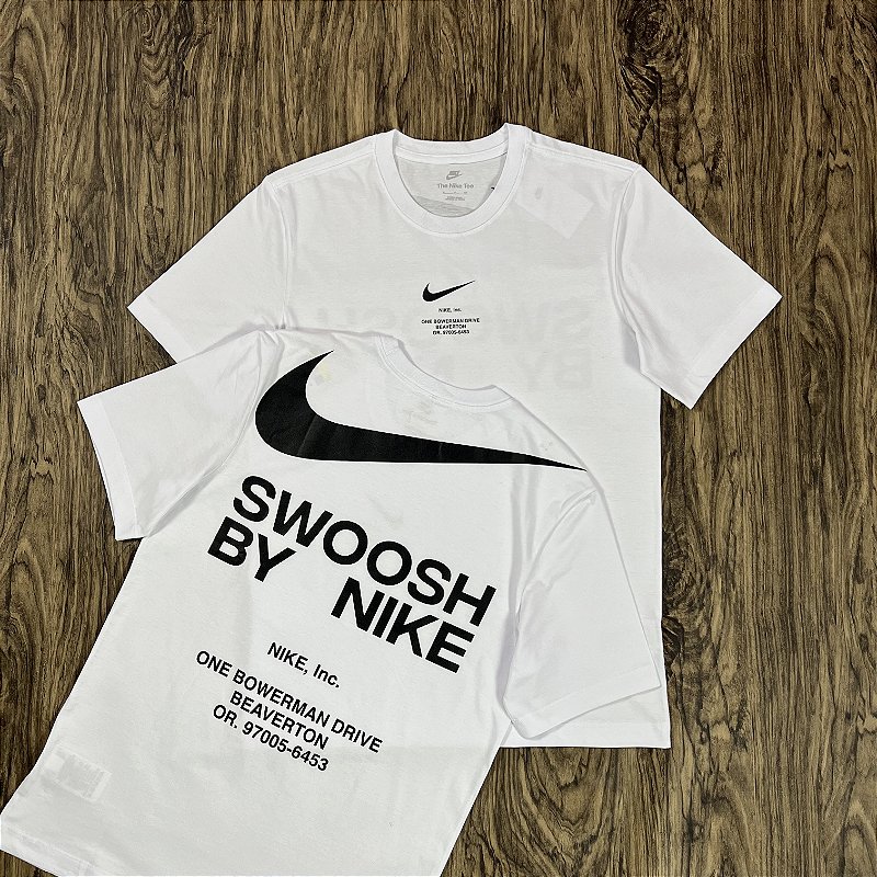 Camiseta Nike Sportswear Big Swoosh Graphic Branca Top Store